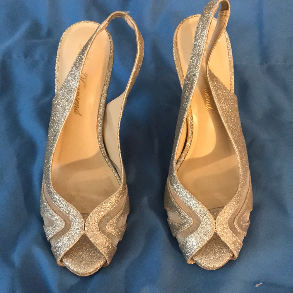 Glitter Gold with open toe shoes